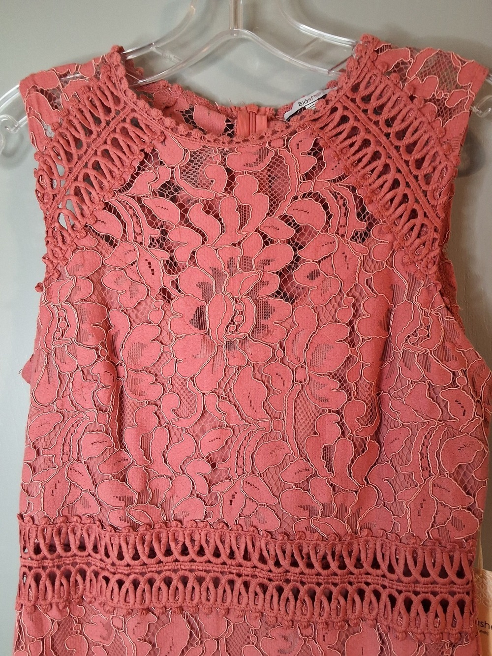 Blashe NWT Coral Floral Lace Sheath Dress Medium Sleeveless Crochet Lace Wedding - Picture 3 of 5